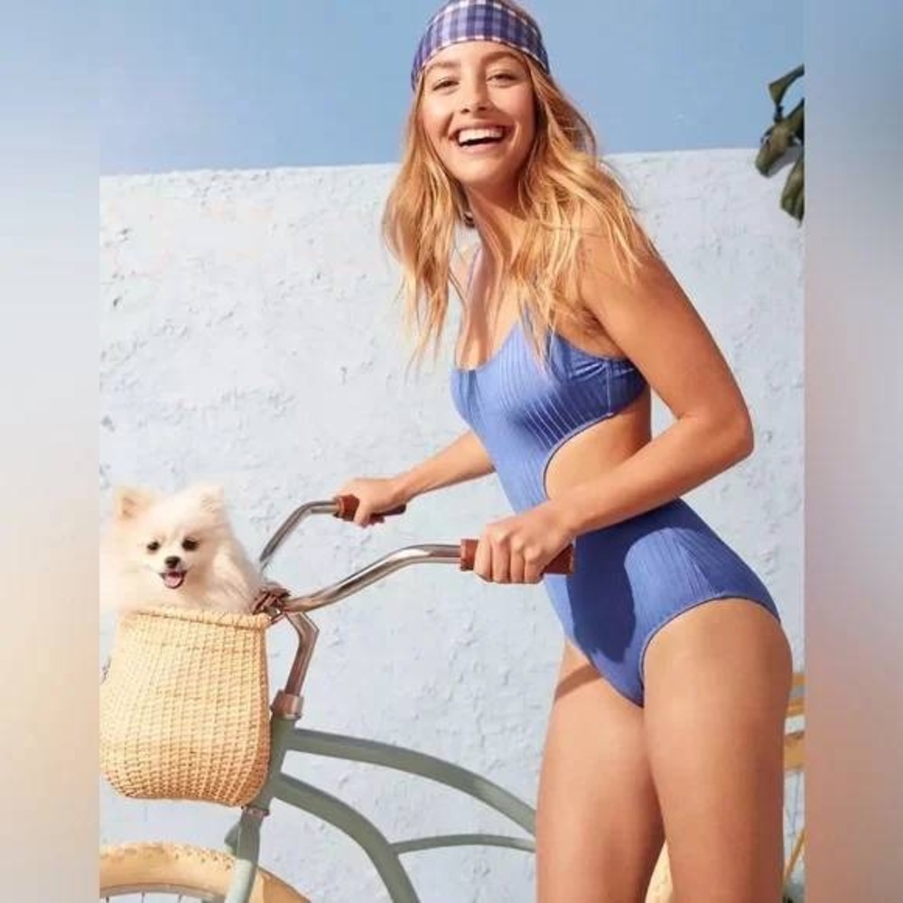 NEW Aerie Ribbed Shine Side Scoop One Piece Swimsuit Baja Blue Size Medium